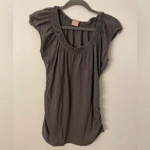 Belly by Design Maternity Shirt Top size Medium brown